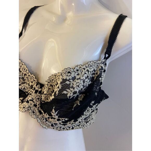 Wacoal 38D bra rn#61049 black and cream lace - Picture 4 of 4